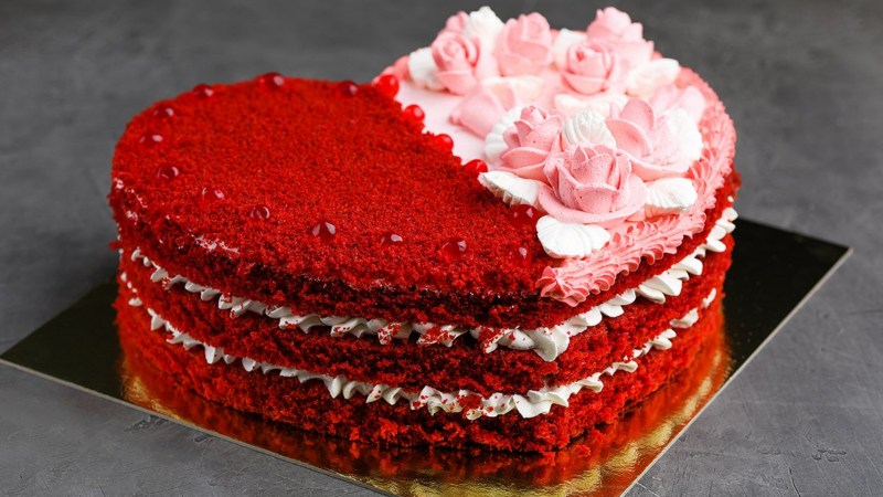 Торт Красный бархат в форме сердца