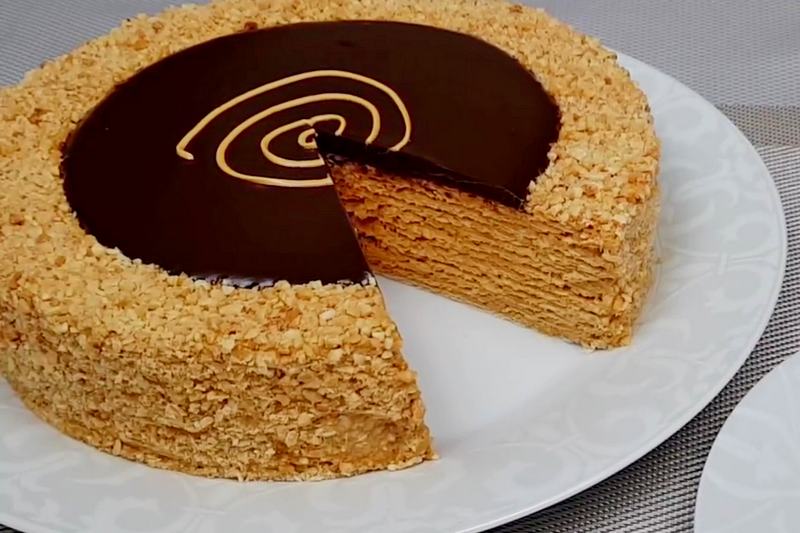 Вафельный торт со сгущенкой: вкус из детства!