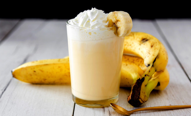 Десерт из бананов - Молочно-банановый коктейль